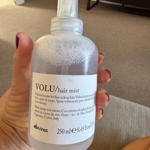 Davines VOLU Hair Mist for fine hair
